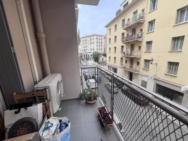 Appartement - 49 m² - 3 pièces