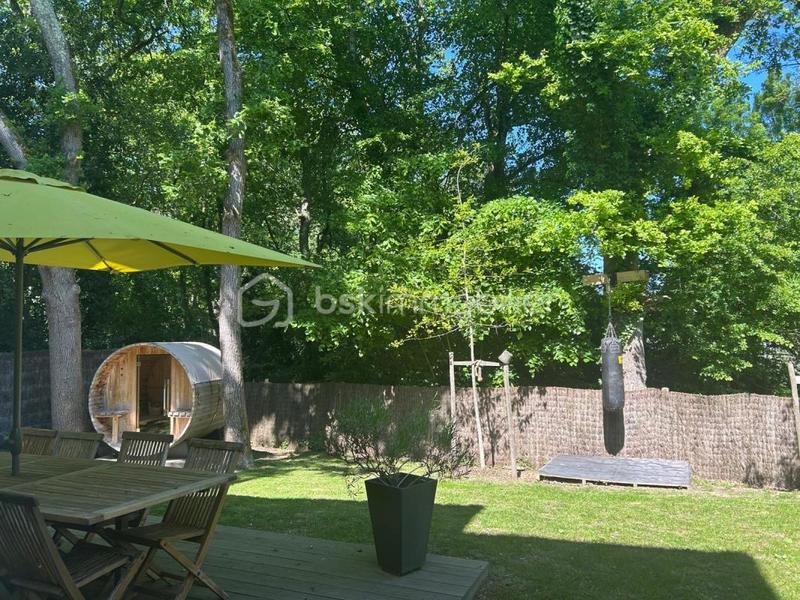 Maison - 94 m² - 4 pièces