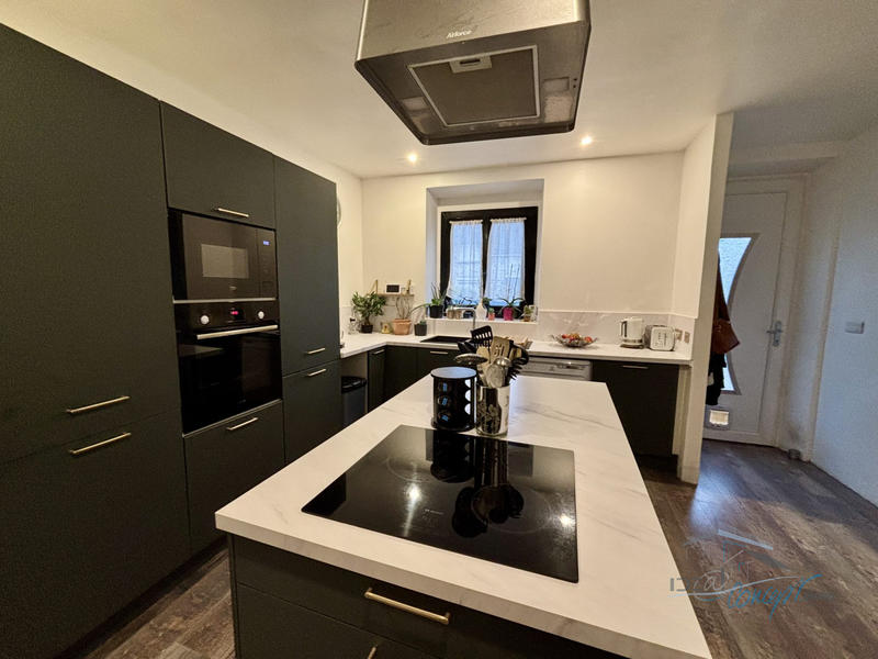 Maison ancienne - 85 m² - 5 pièces