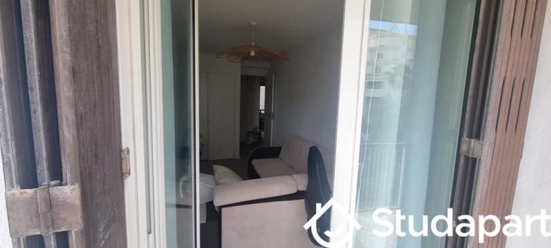 Chambre - 14 m² - 1 pièce