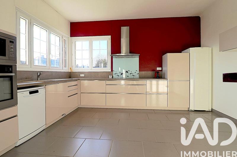 Maison - 306 m² - 7 pièces