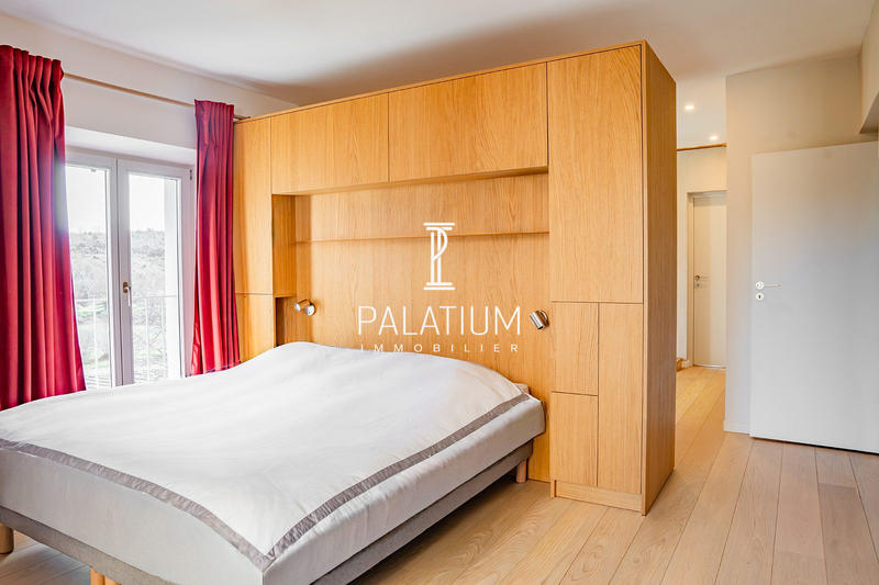 Château - 221 m² - 8 pièces