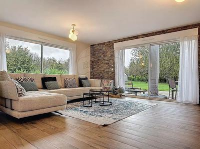 Maison - 220 m² - 7 pièces