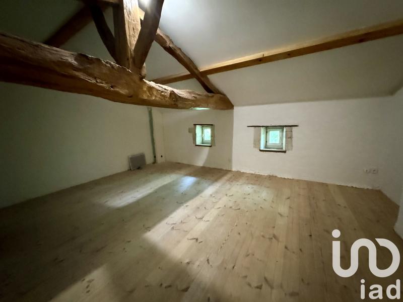 Maison - 360 m² - 10 pièces