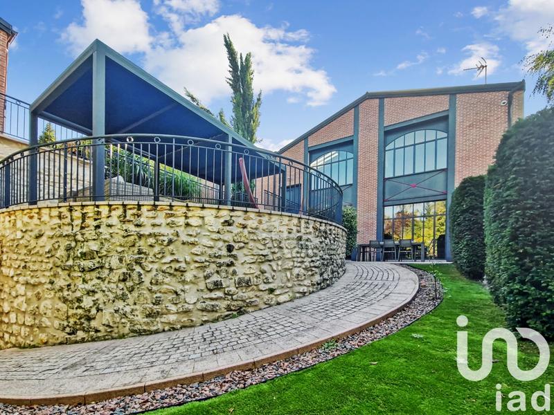 Maison de maîtres - 750 m² - 14 pièces