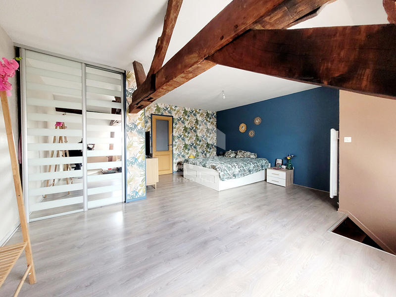 Maison - 175 m² - 7 pièces