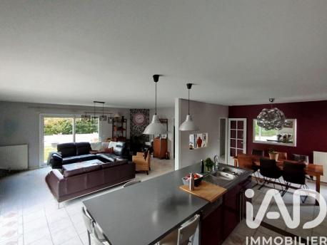 Maison - 160 m² - 6 pièces