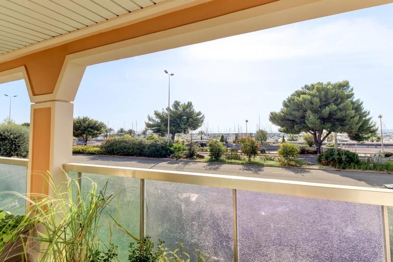 Appartement - 80 m² - 3 pièces