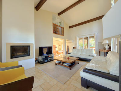 Maison - 152 m² - 6 pièces