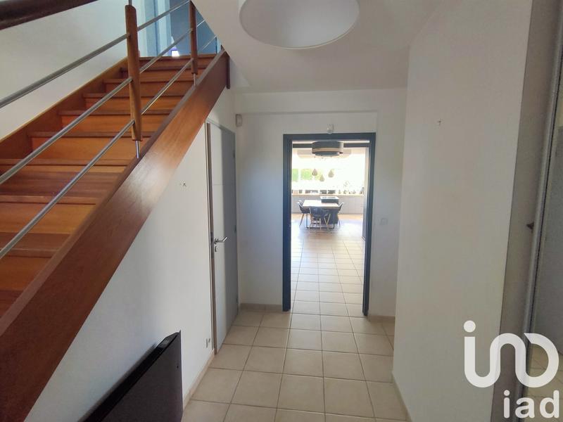 Maison - 206 m² - 7 pièces