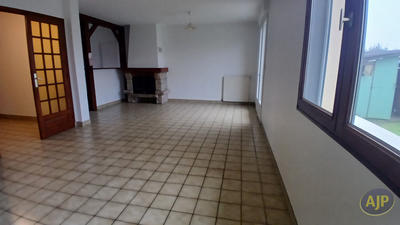 Maison - 74 m² - 3 pièces