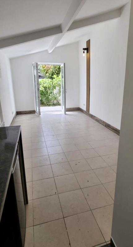 Studio - 24 m² - 1 pièce