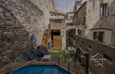 Maison de ville - 198 m² - 6 pièces