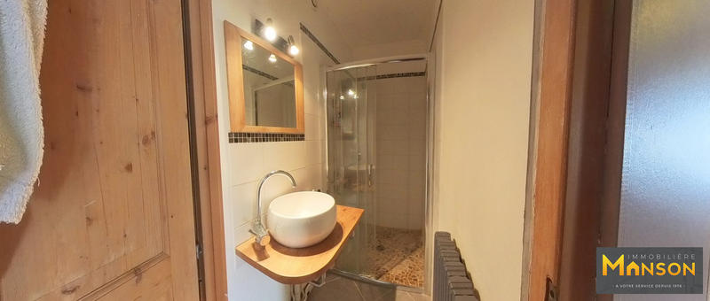 Maison - 217 m² - 8 pièces