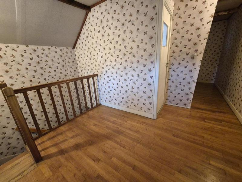 Maison - 104 m² - 5 pièces