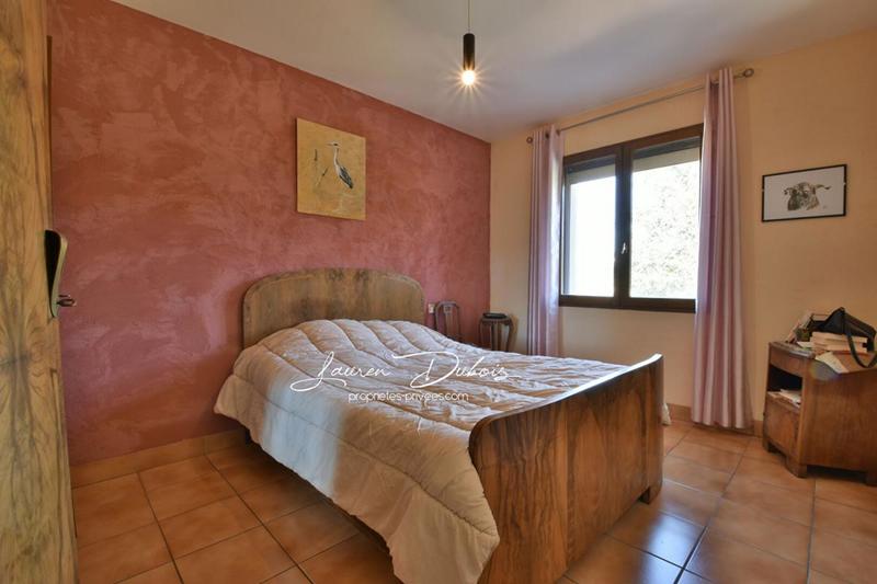 Maison - 137 m² - 7 pièces