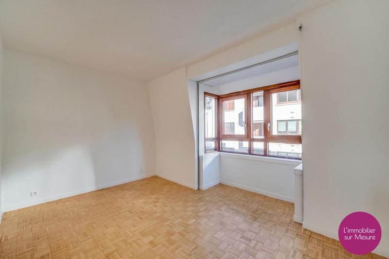 Appartement - 102 m² - 5 pièces