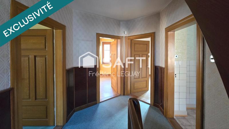 Maison - 230 m² - 8 pièces