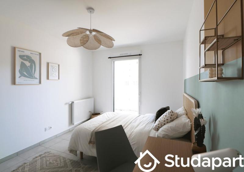 Chambre - 9 m² - 1 pièce