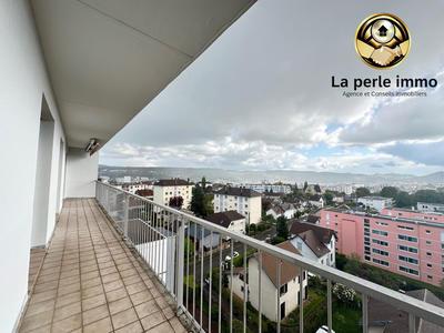 Appartement - 106 m² - 5 pièces