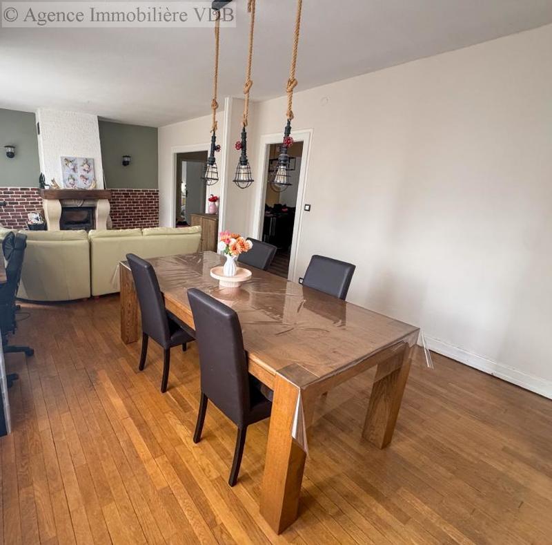 Appartement - 186 m² - 7 pièces