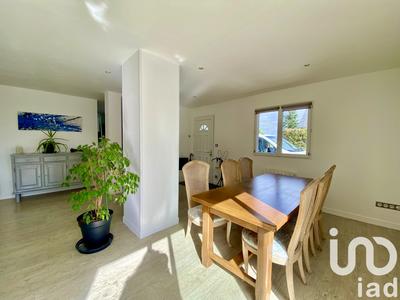 Maison - 97 m² - 6 pièces