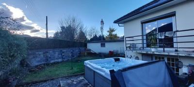 Maison - 121 m² - 6 pièces