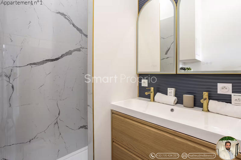 Appartement - 100 m² - 9 pièces