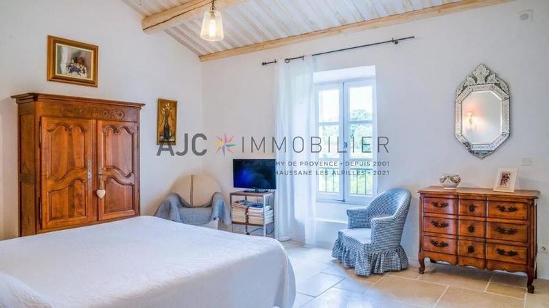 Mas - 186 m² - 4 pièces