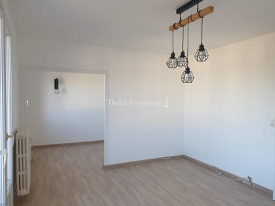 Appartement - 88 m² - 5 pièces