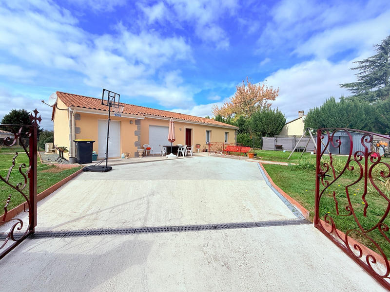 Maison - 130 m² - 6 pièces