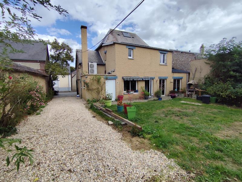 Maison - 150 m² - 6 pièces