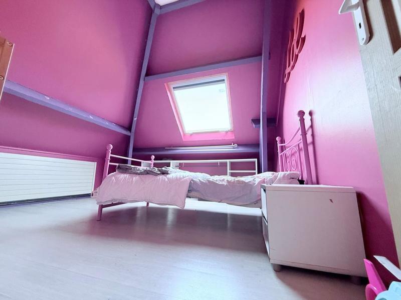 Maison - 202 m² - 7 pièces