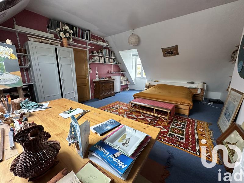 Maison - 218 m² - 10 pièces