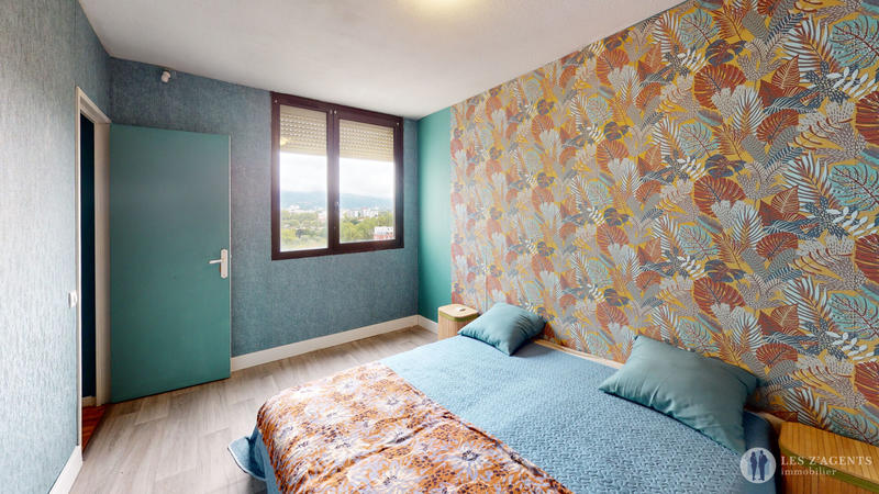 Appartement - 98 m² - 5 pièces