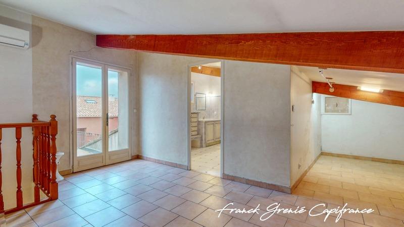 Maison de village - 209 m² - 6 pièces