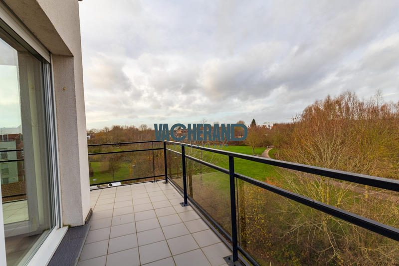 Appartement - 76 m² - 3 pièces