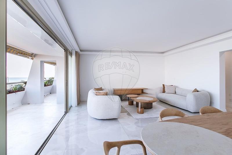 Appartement - 90 m² - 3 pièces