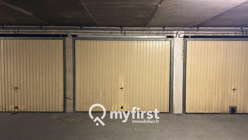 Parking / Garage - 16 m²