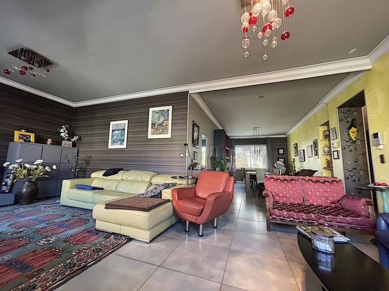 Maison de ville - 117 m² - 6 pièces