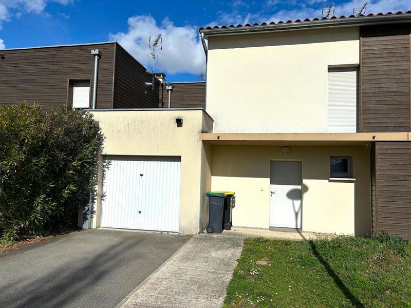 Maison - 88 m² - 4 pièces