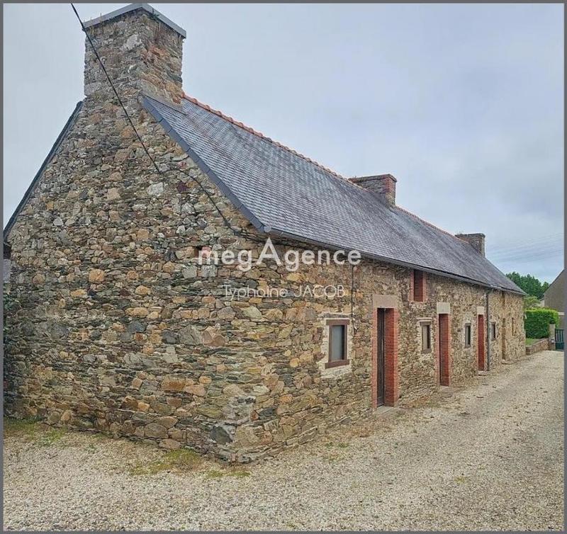 Maison - 90 m² - 5 pièces