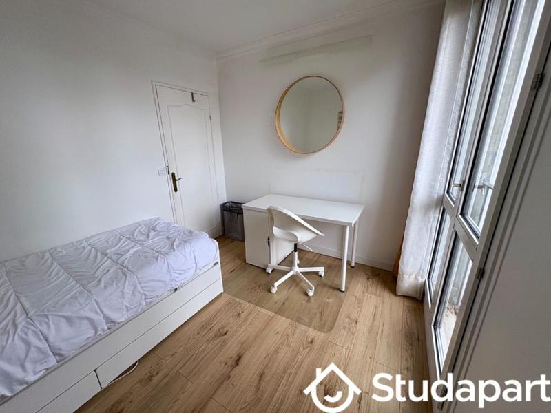 Chambre - 9 m² - 1 pièce