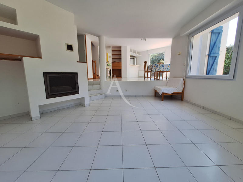 Maison - 151 m² - 7 pièces