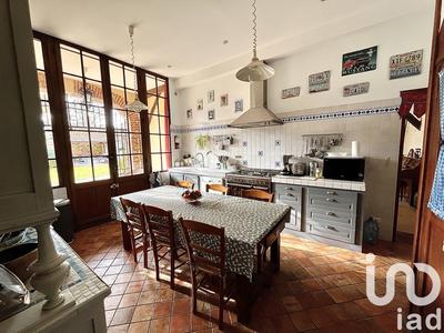 Maison - 282 m² - 12 pièces