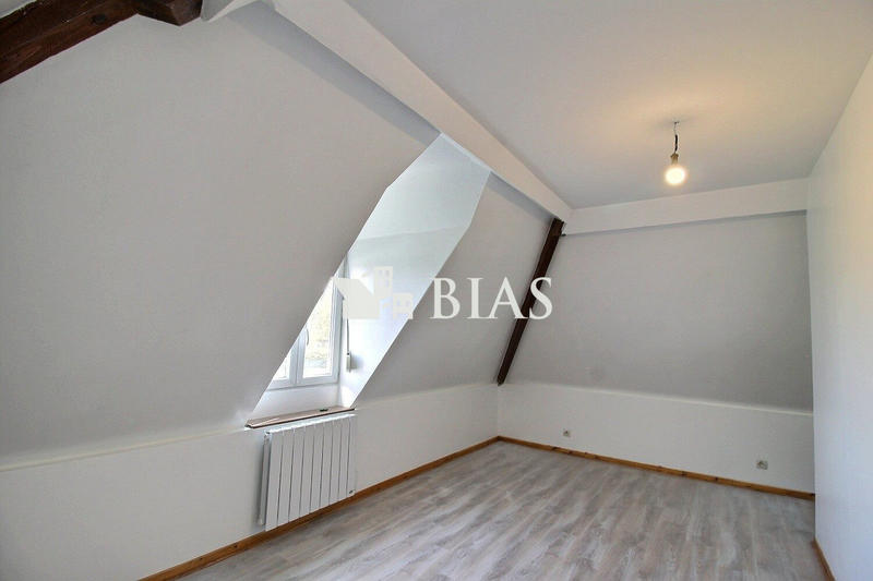 Maison - 107 m² - 6 pièces