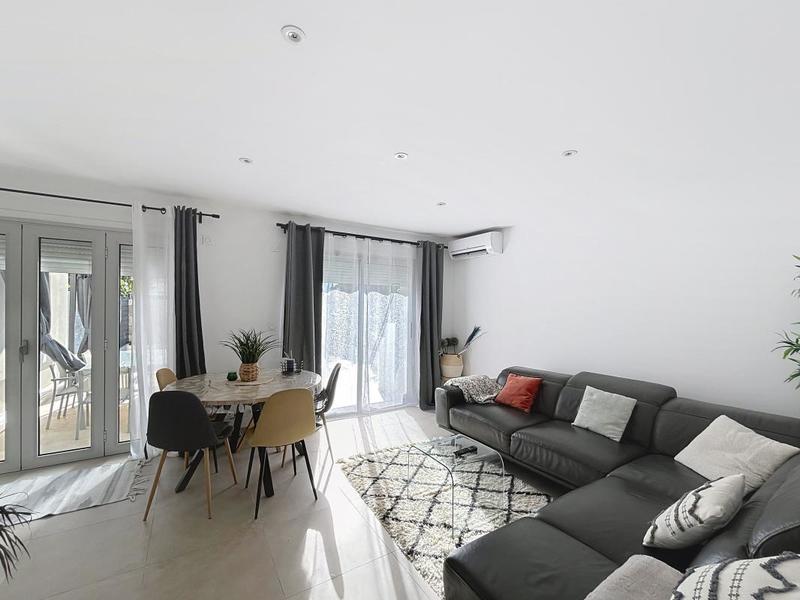 Maison - 80 m² - 4 pièces