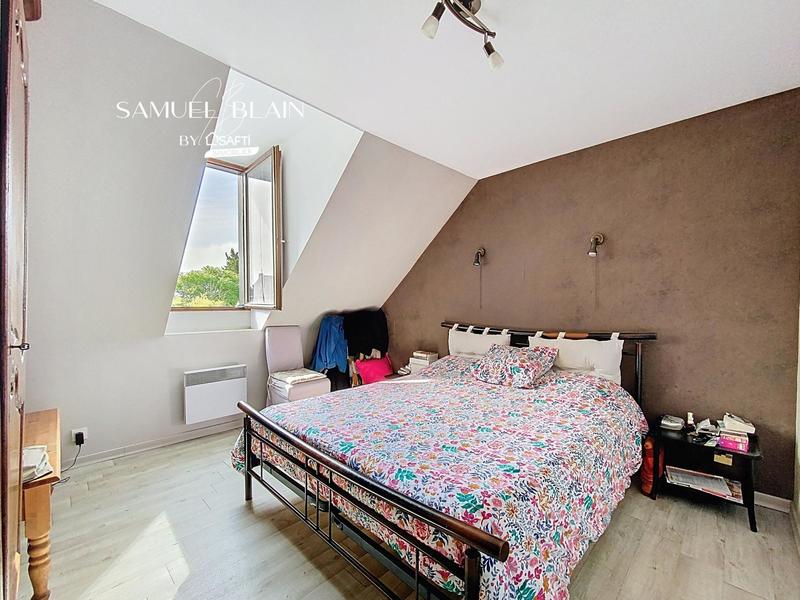 Maison - 170 m² - 9 pièces