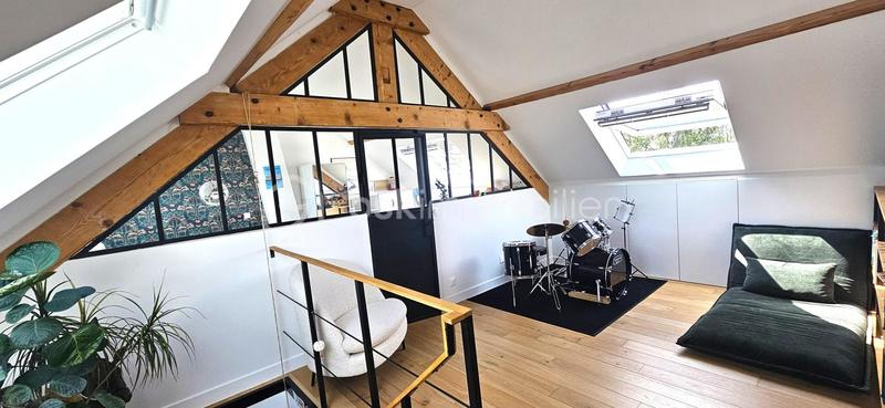 Maison - 130 m² - 7 pièces