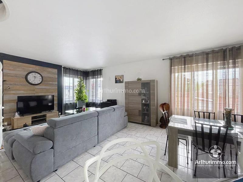 Maison - 183 m² - 8 pièces